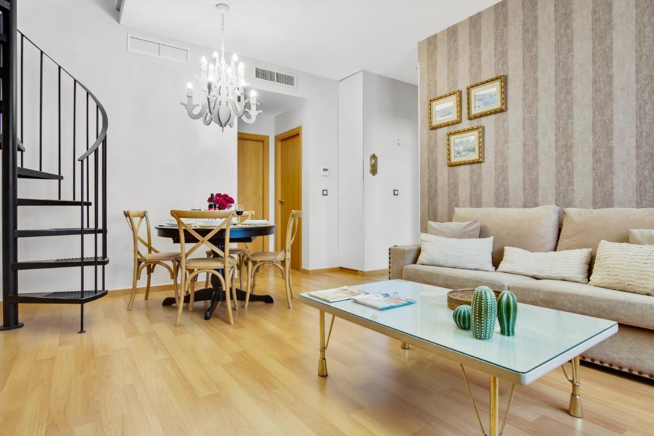 -Malagasunapts-City Centre Terrace Pool Parking Exterior foto